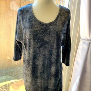 Misia Heathered Charcoal 3/4 Batwing-Style Sleeve Top Size M